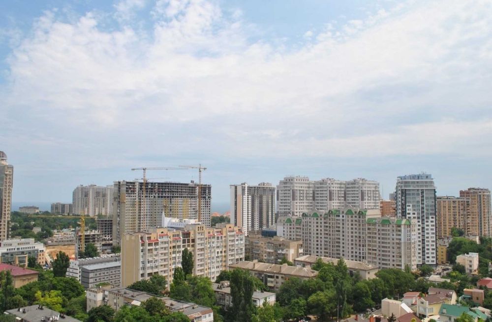 3-комнатная в сданном новострое -  АРКАДИЯ