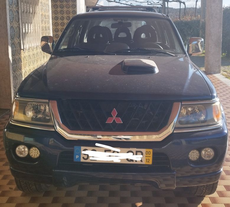 Mitsubishi pajero sport wagon