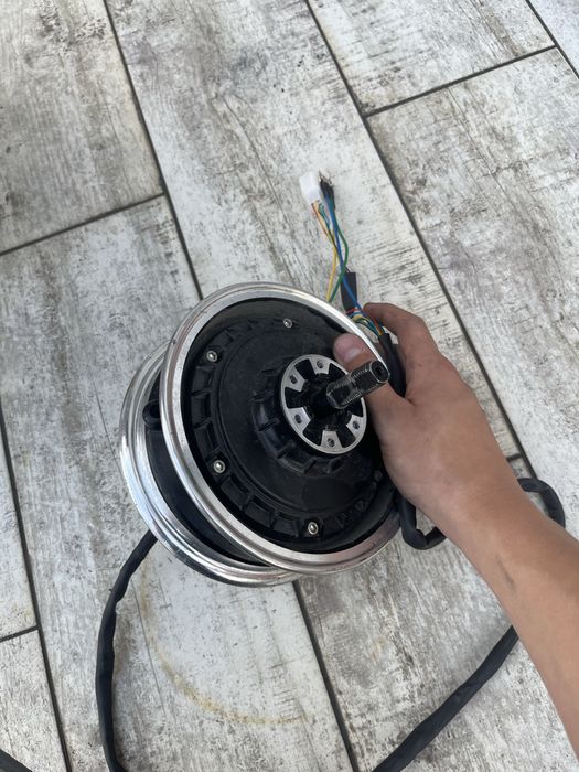 Uszkodzony silnik do hulajnogi elektrycznej boyueda q7pro