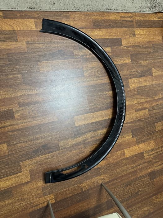 Арка права kia ev 6 пошкоджена