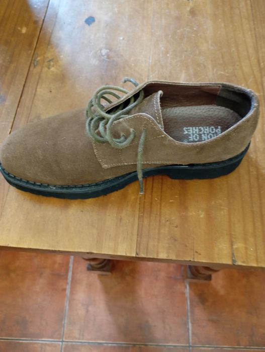 Sapatos novos Lion of Porches