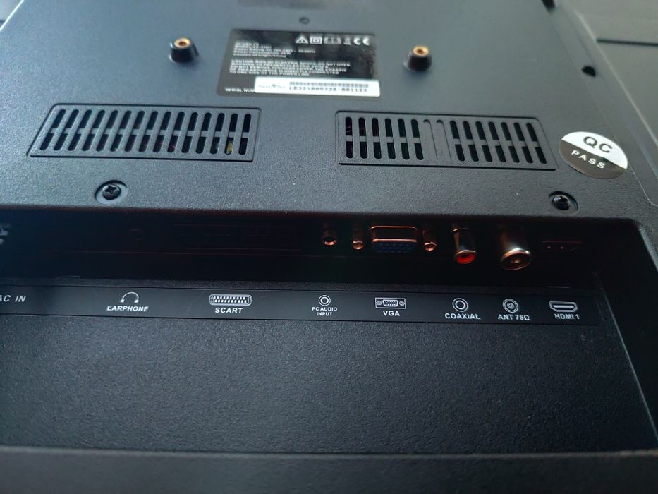 Smart Tech LE-32D7 32"