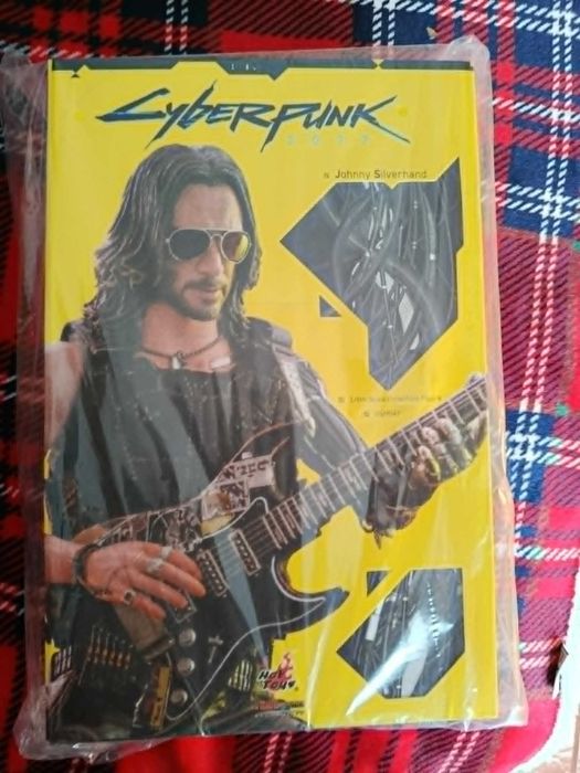 Hot Toys Cyberpunk 2077 Johnny Silverhand (new/sealed)