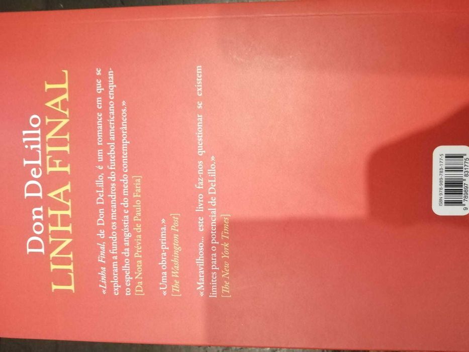 Vários livros, 5€ ou menos o preço unitário.