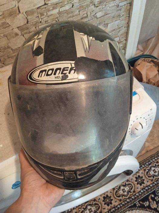 Мотоциклетний шолом