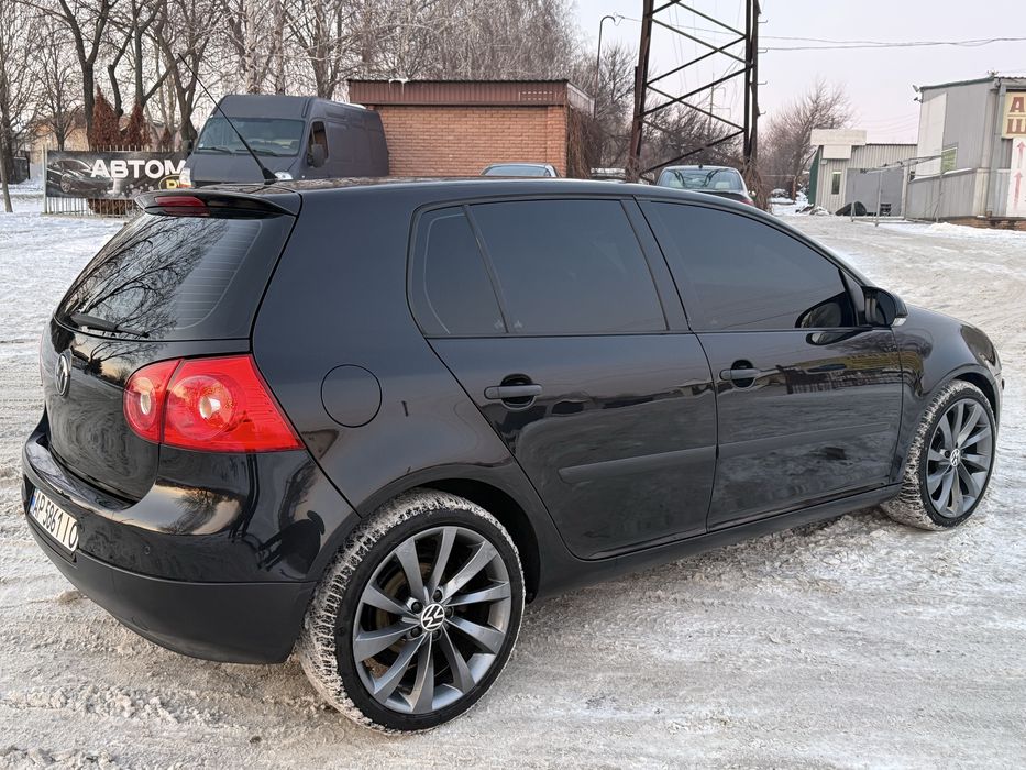 Продам Volkswagen Golf 5