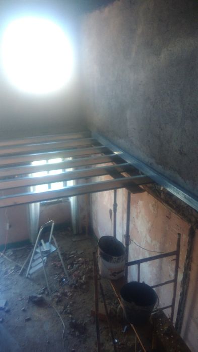 Obras . Telhados  pintura  pladur   esolamento   mosaico