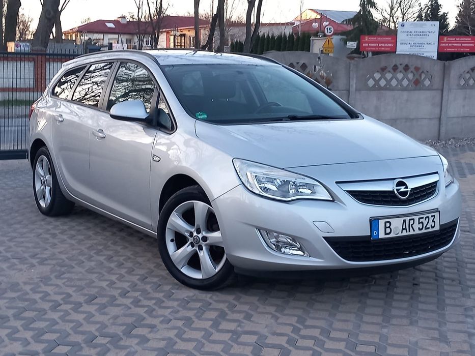 Opel Astra Astra 1.6 benzyna