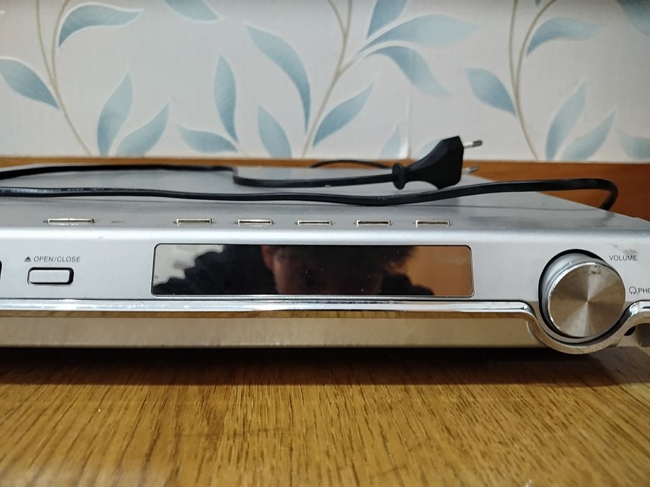 Leitor de DVD  da LG vintage. Encontra-se em ótimo estado.