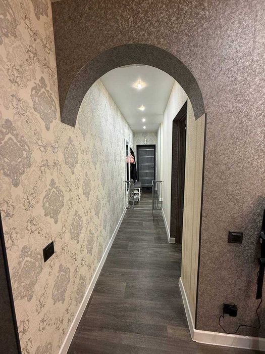 Продам шикарную 3_х км.кв.Мерефа