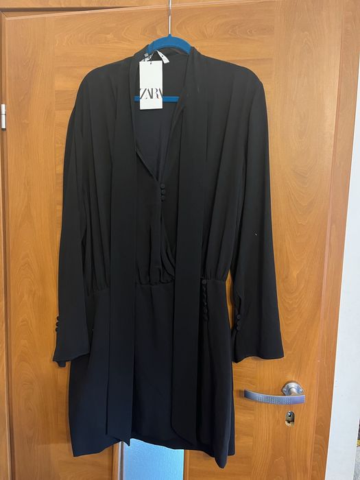 Sukienka xL zara 44 czarna nieużywana