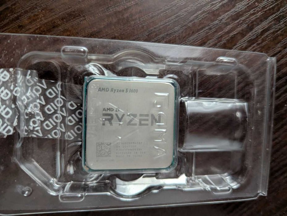 Процесор AMD RYZEN R5 1600