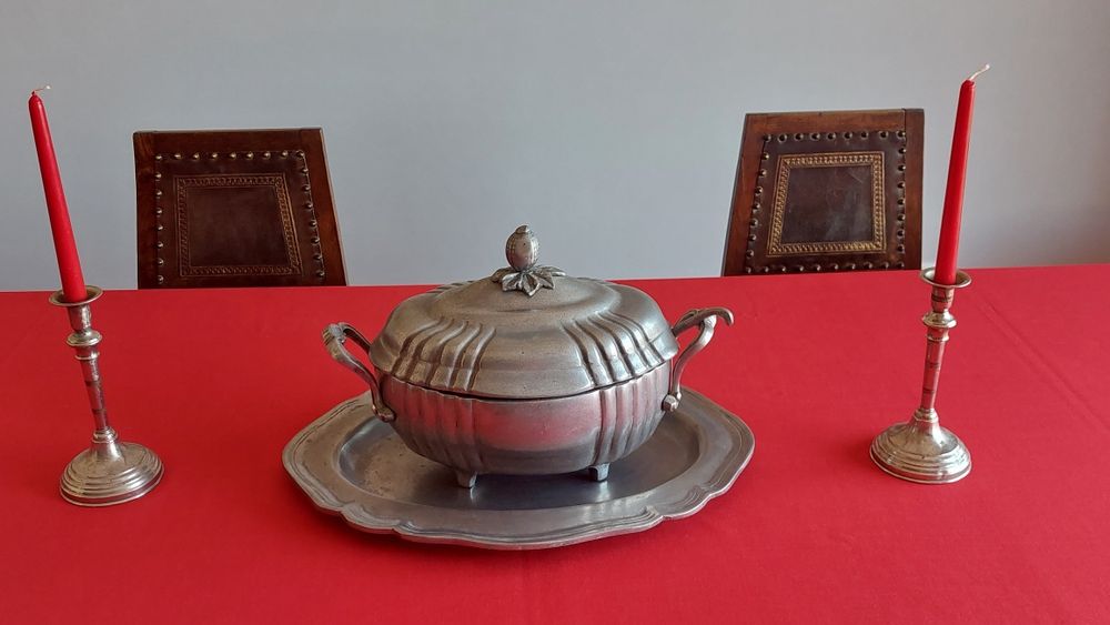 Conjunto de Terrina + Bandeja + Concha em estanho