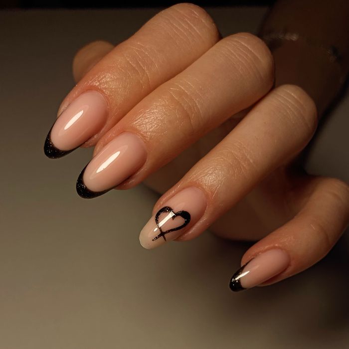 Манікюр/Педикюр/Нарощення вій