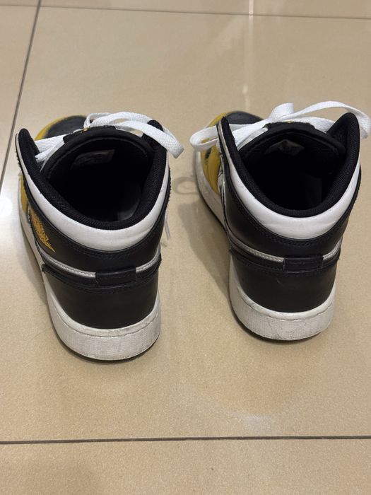 Buty Nike Air Jordan 1 Mid 37.5 młodzieżowe chłopiec koszykówka