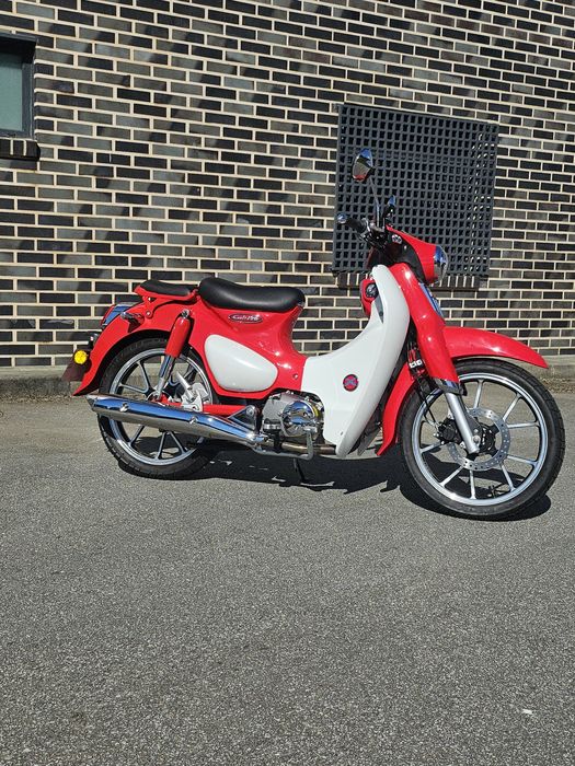 Mota Cube Pro 125 da Honda reproduzida pela Kamax  Nova