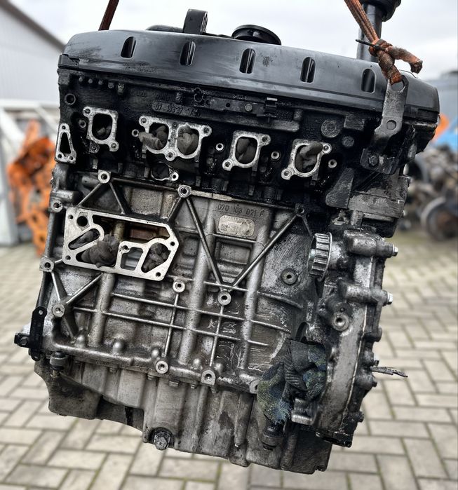 Двигун AXE 128 кВт 2.5 tdi Volkswagen T5