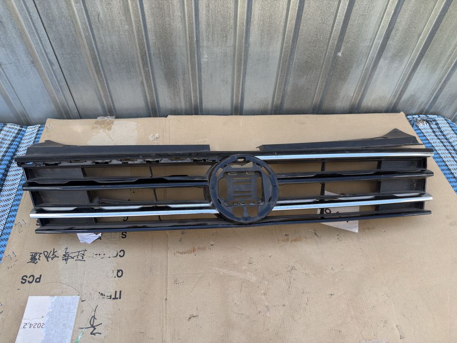 Решетка радиатора Volkswagen Tiguan 2