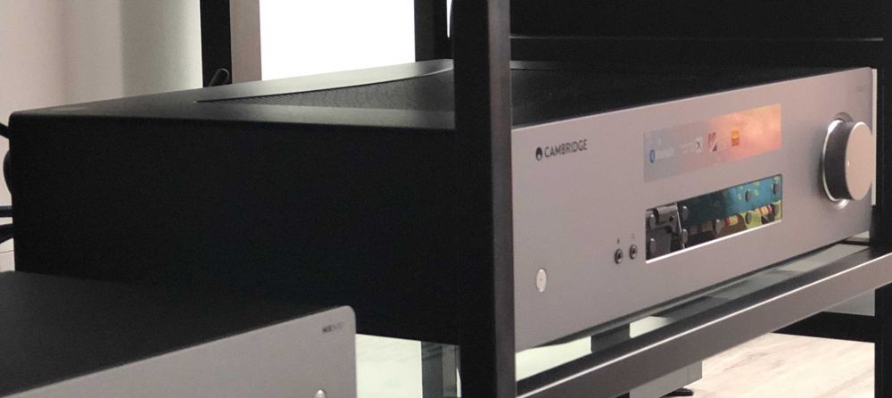 Cambridge Audio CXA61 wznacniacz zintegrowany kl. AB 60W 8Ω DAC ESS Sabre BT aptX HD Roon - idealny stan!
