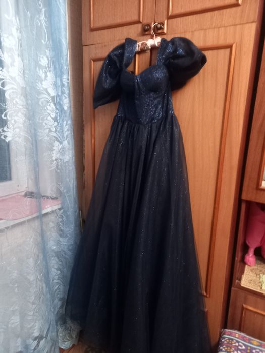 Продам выпускное платье