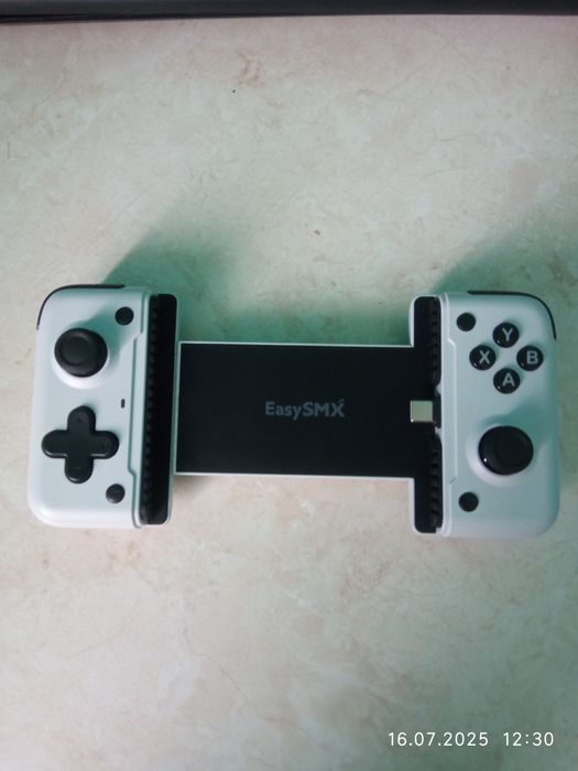 Джойстик геймпад для телефону Easy SMX M05