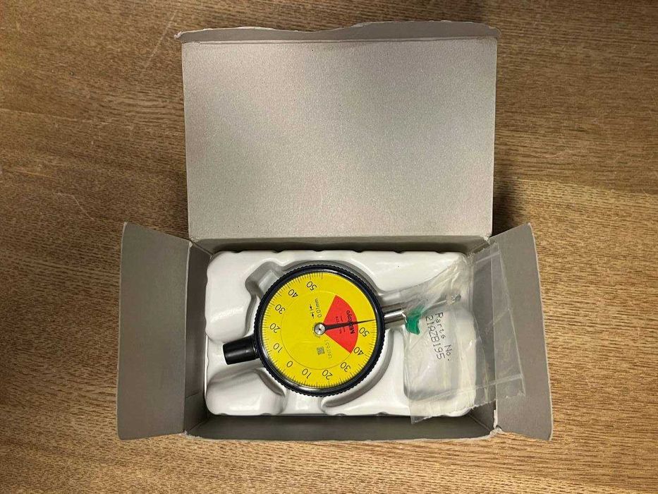 Mitutoyo 2972 TB. Індикатор годинникового типу. 0,01мм.