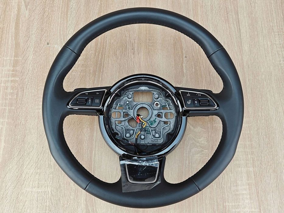 ORYGINALNA KIEROWNICA SKÓRA ŁOPATKI GRZANA AUDI A7 C7 LIFT 4G0419091T 34km