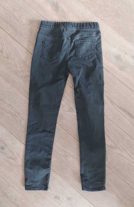 Jeansy H&M r.122