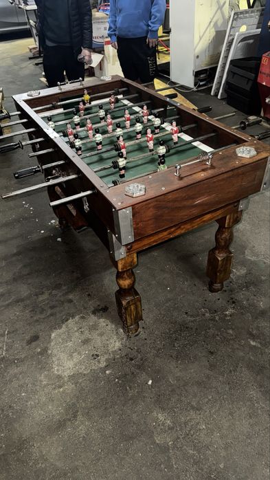 Mesa de matraquilhos restaurada c/ moedeiro 20 cêntimos novo