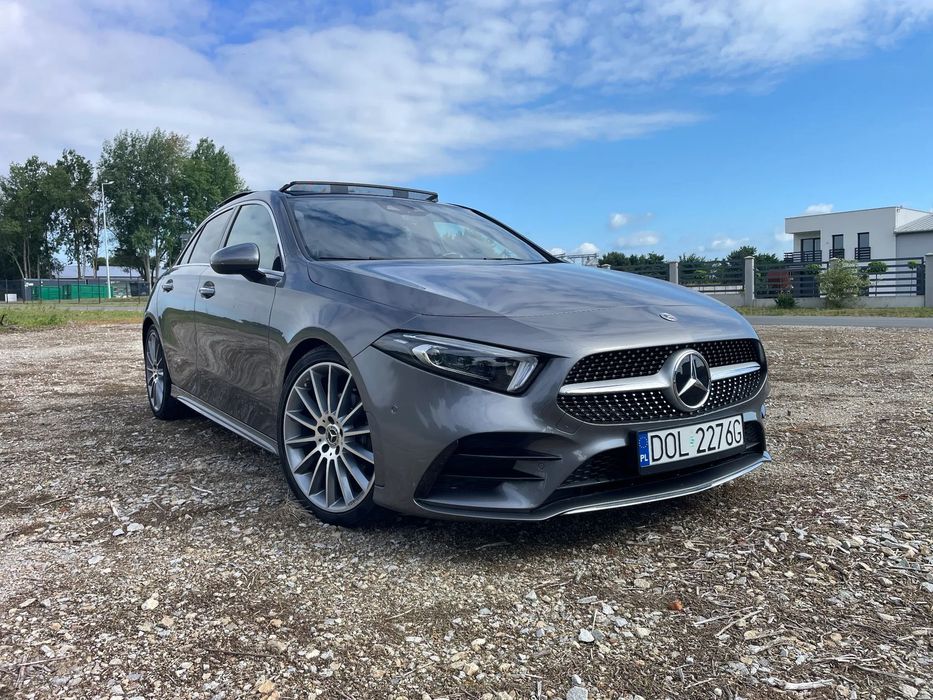 Mercedes-Benz Klasa A Mercedes-Benz A-klasa 180d AMG / Multibeam LED / Masaż / 2018/Felgi19"