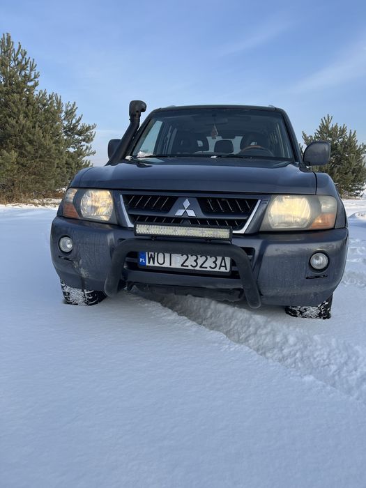 mitsubishi pajero 2004