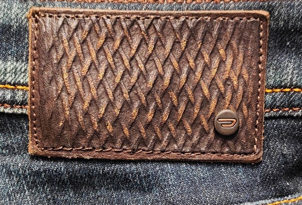 Wr) DIESEL KOOLTER oryginalne spodnie jeansowe Roz.33/33