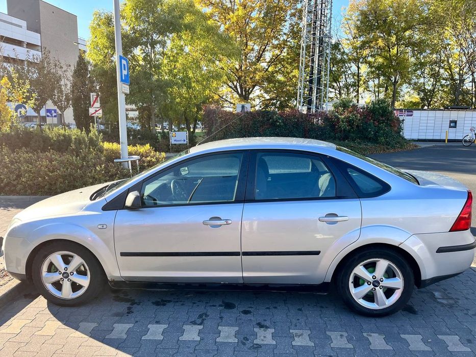 Sprzedaż samochodu Ford focus