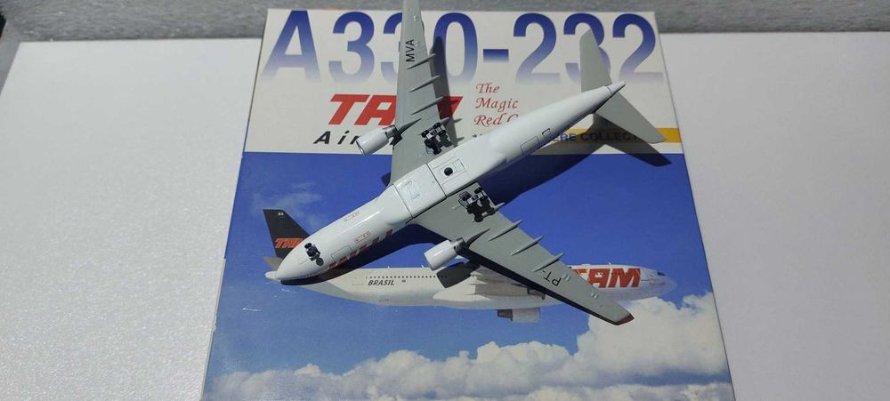 Avião Boeing Aviões Airbus escala 1/400 em Metal Varios Ver Fotos 26