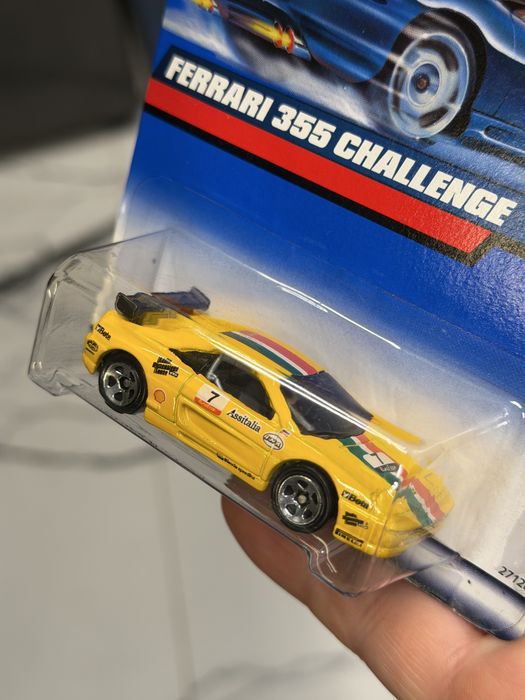 Hot Wheels Ferrari 355 Challenge Shell Magneti Marelli  26 lat prtktr