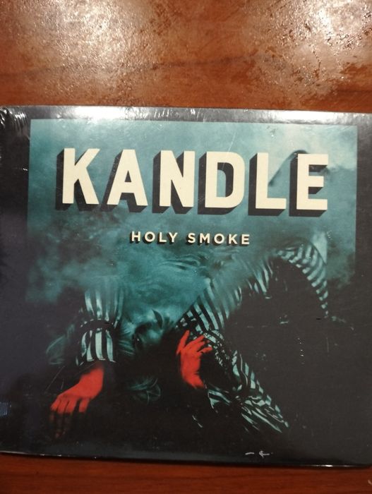 CD Kandle - Holy Smoke'