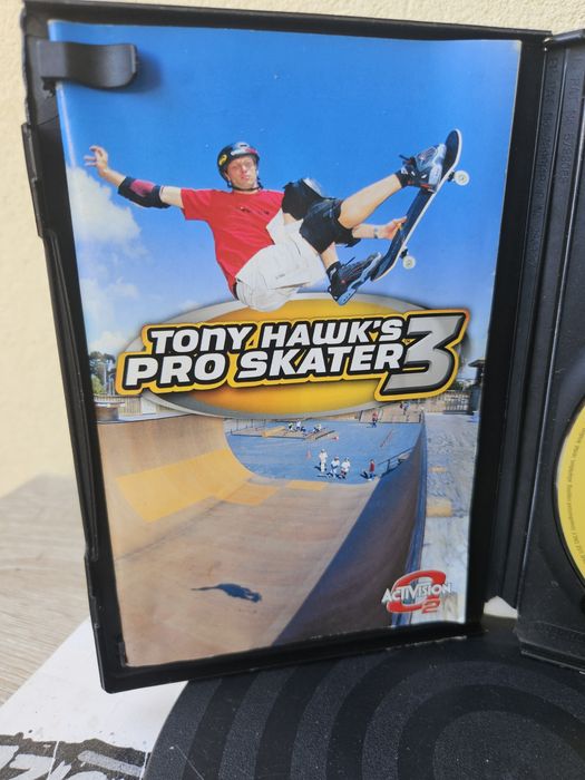 Jogo Tony Tony Hawk's Pro Skater 3 - PlayStation 2

Clássico absoluto dos jogos de skate. Versão em francês.

Disco com alguns riscos (cerca de 7/10),