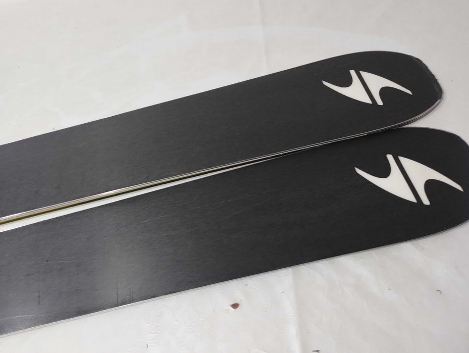 Nartey freeride Blizzard Bodacious Titanium Flipcore 118 mm