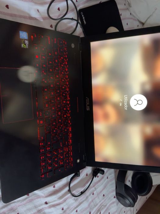 ASUS ROG G56JR Gaming | i7- Ofereço rato e fones