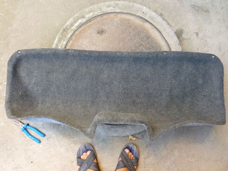 Форд мондео 3 III 2005 год Ford Mondeo Шумка крышки багажник, накладка