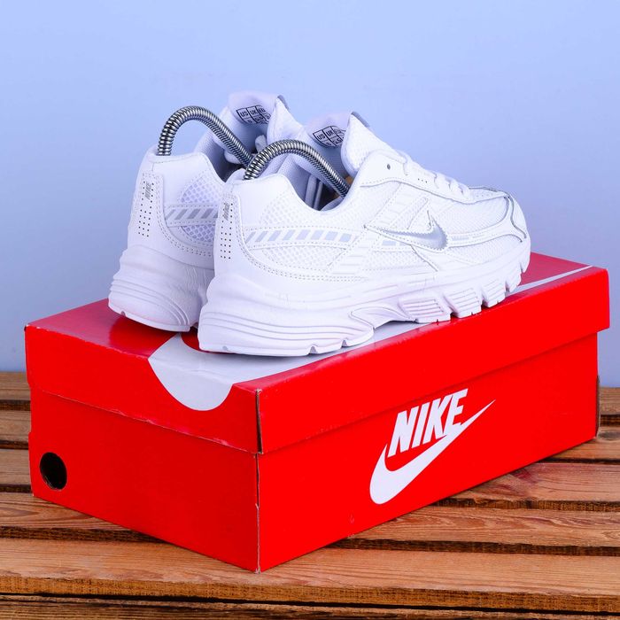 (2318) Кросівки Nike Initiator білі найк найки (36-41) найк найки