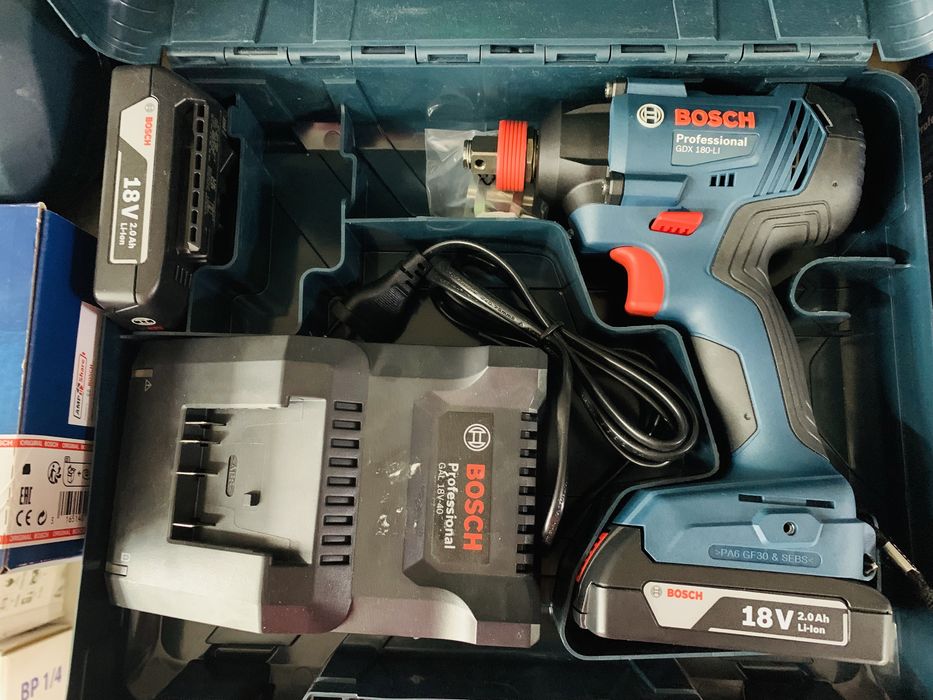 Гайковерт  Bosch GDX 180 /2 ак + зарядний