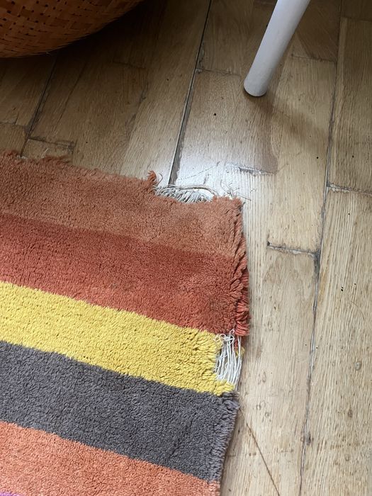 Tapete grande de lã do Gato Preto