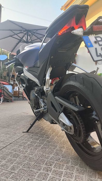 Aprilia RS 660 Tribute (Edição Limitada) – 2023 | 15.753 km | Como Nova