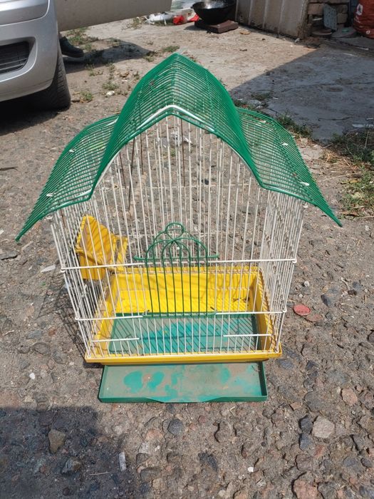 Продам клетку для попугая