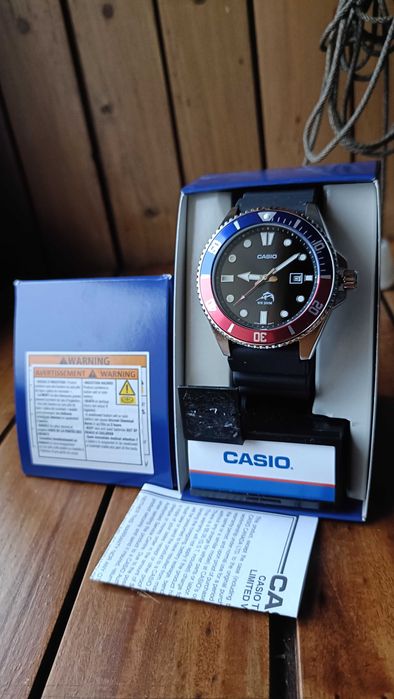 Casio Duro MDV-106B-1A2V Pepsi 200M