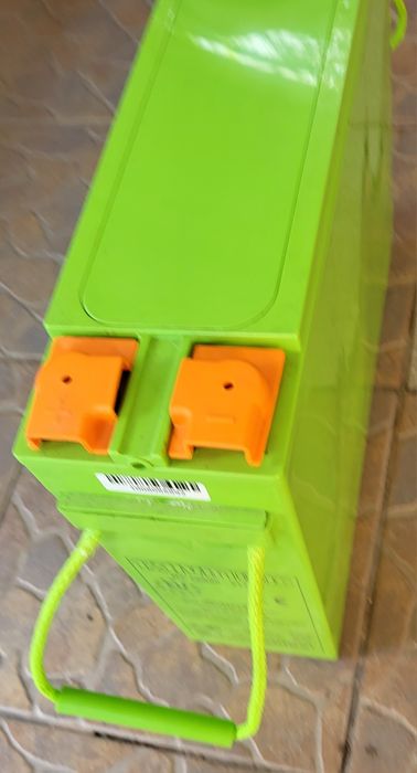 Акумуляторні батареї для ДБЖ Monbat 100A 12V