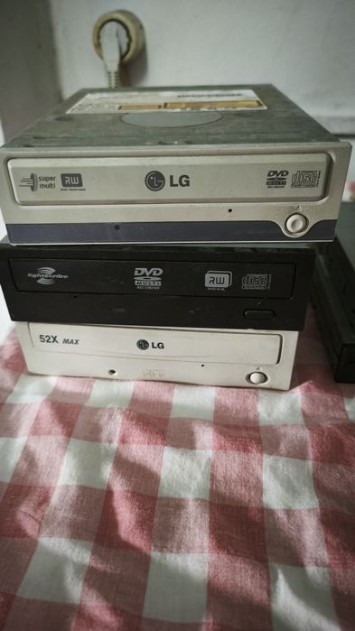 Computer equipment lot64171269100803121