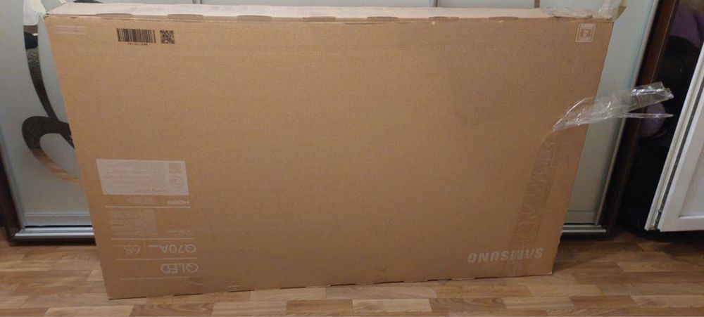 СРОЧНО продам телевизор SAMSUNG Qled 65