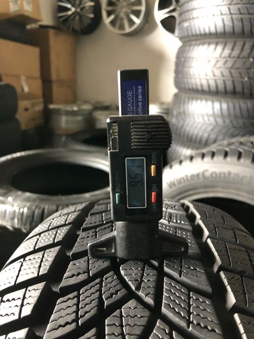 Шини 215/60/16-4 шт Goodyear Ultra Grip